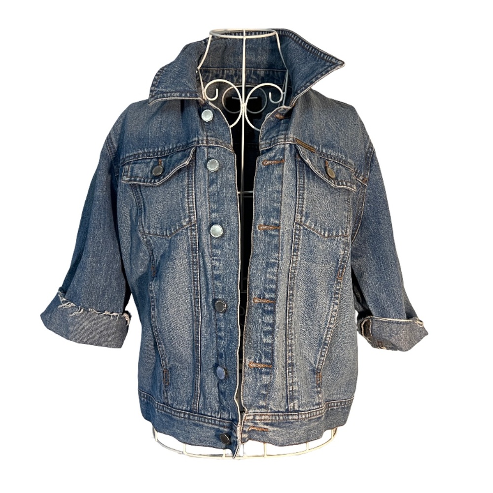 Calvin Klein 3/4 Sleeve, Cropped Denim Jacket